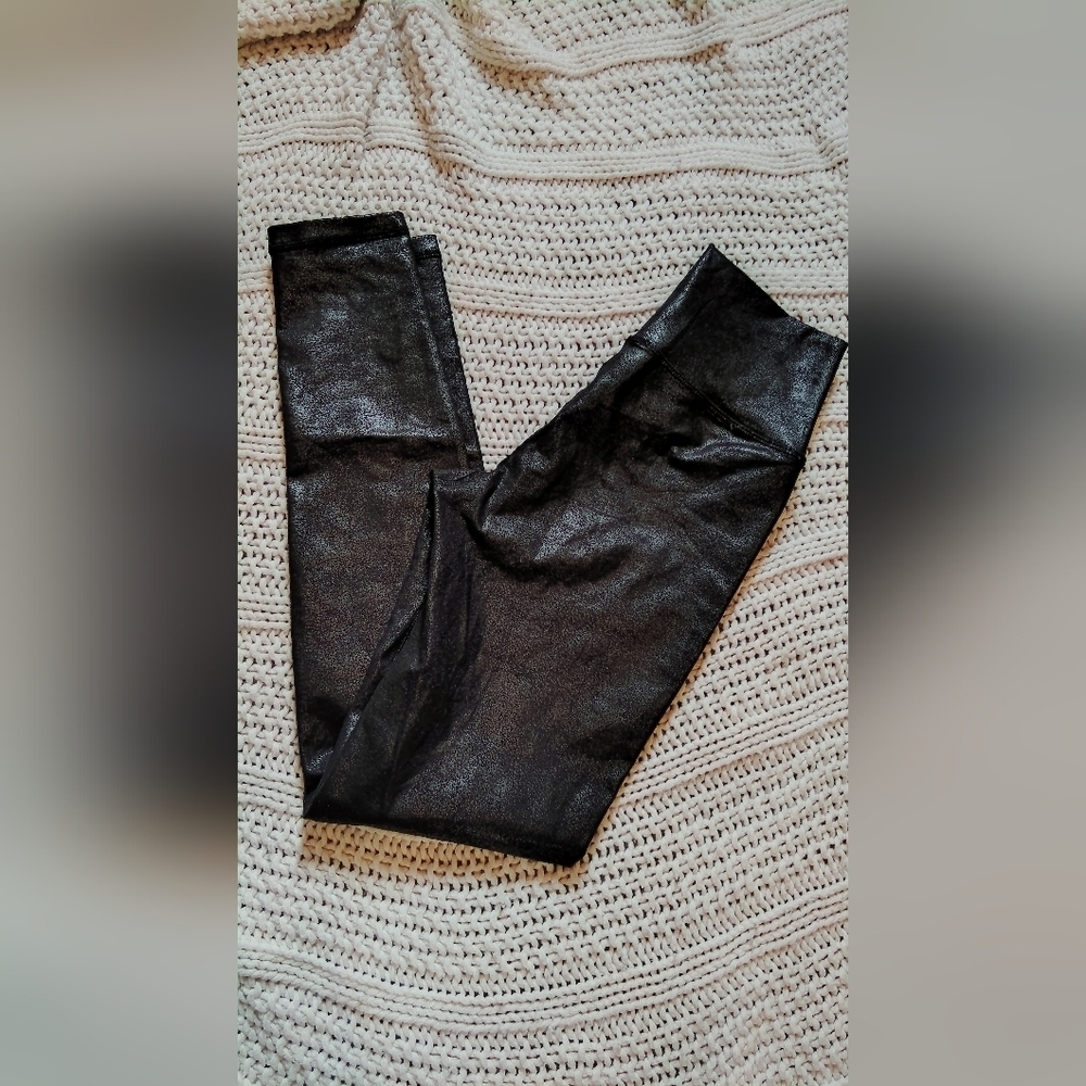 Offline By Aerie Leggings Size Small!